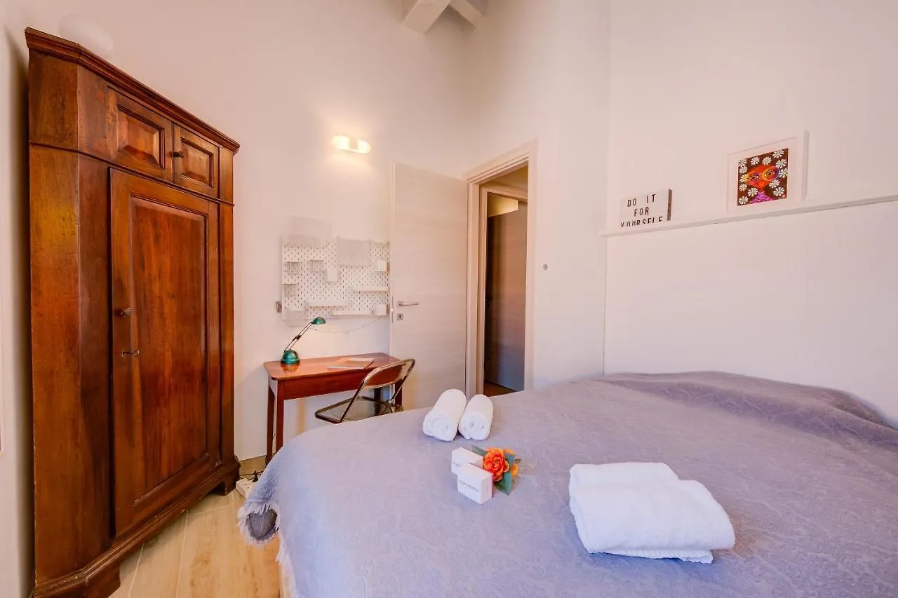 דירה סן פליס דל בנאקו Henry-Historic Center 300M From Lake - Happy Rentals