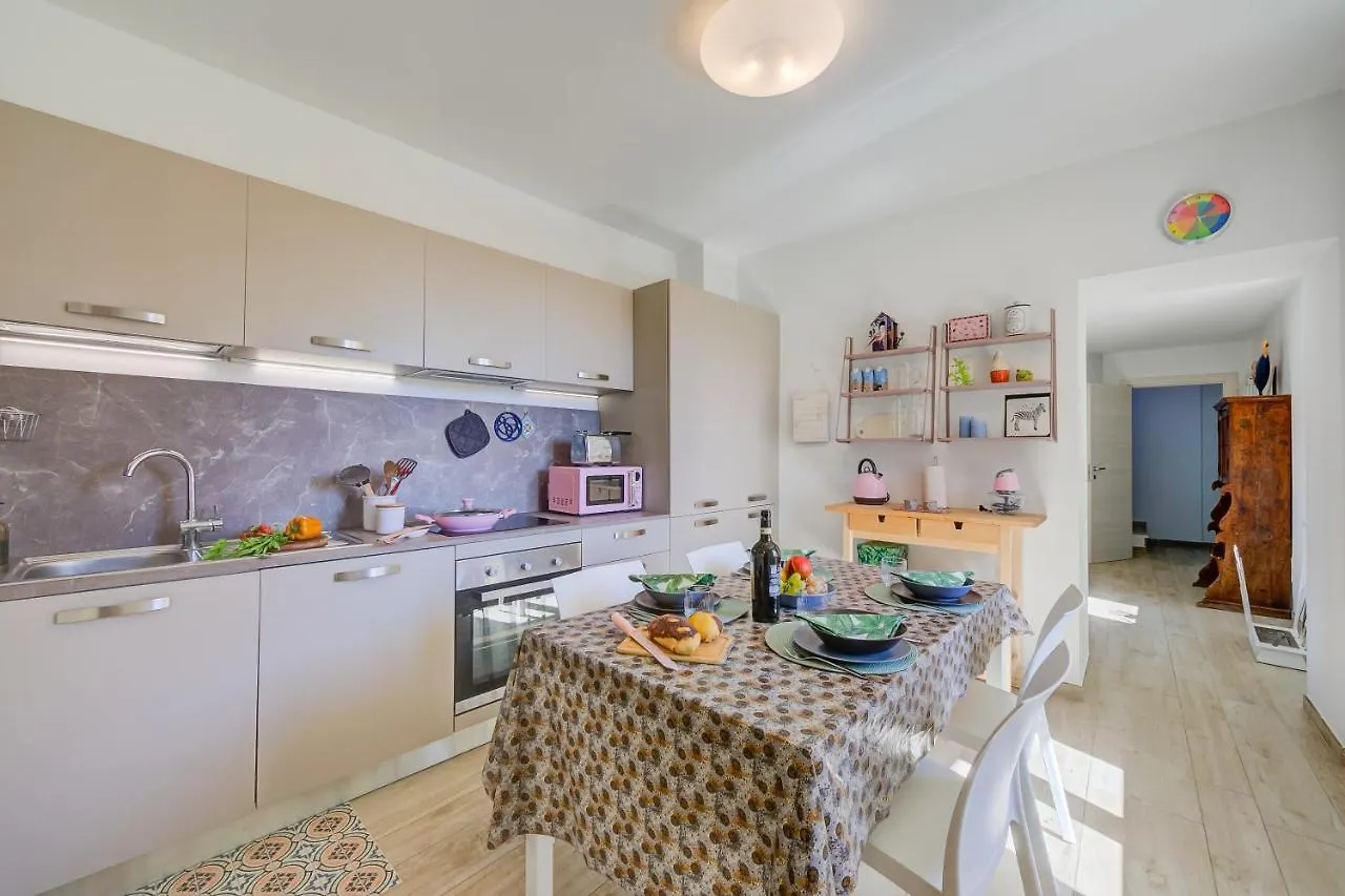דירה סן פליס דל בנאקו Henry-Historic Center 300M From Lake - Happy Rentals